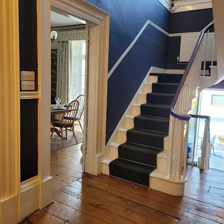 Spacious Town House With Swimming Pool Plymouth Luaran gambar